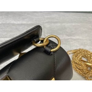 Valentino Roman stud bag 19x13cm  