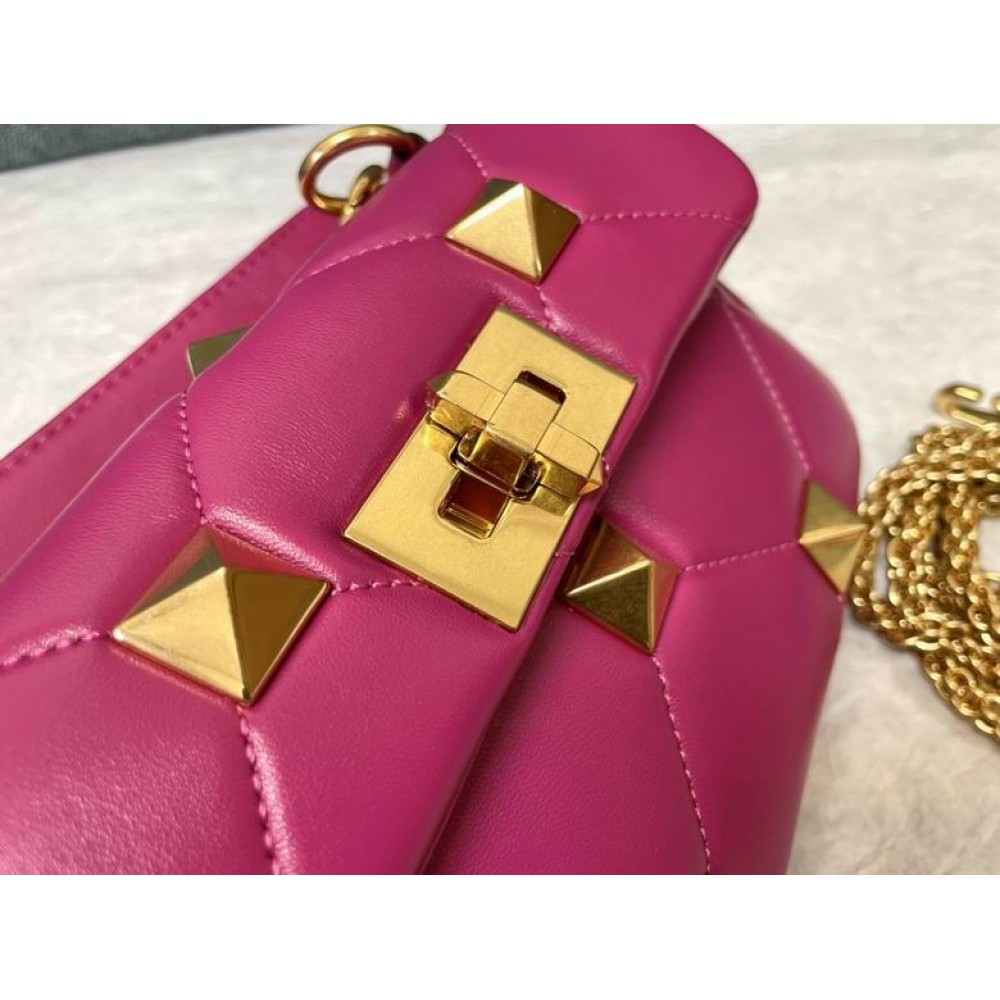 Valentino Roman stud bag 19x13cm  