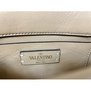 Valentino Roman stud bag 19x13cm  
