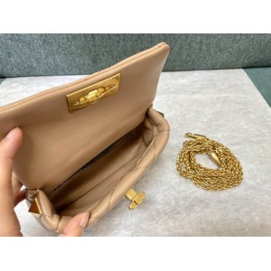 Valentino Roman stud bag 19x13cm  