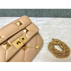 Valentino Roman stud bag 19x13cm  