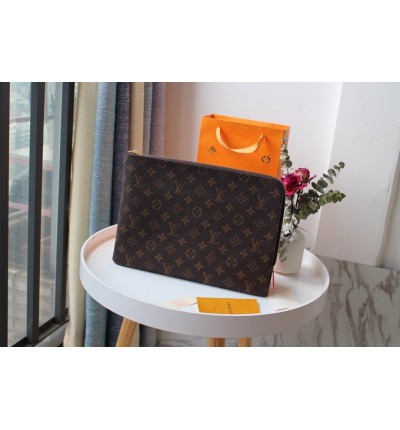 Lv Etui voyage monogram Gm M43442 33x25x2cm