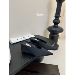 Alaia Cube 75 satin wedge mules 35-42 Shoes