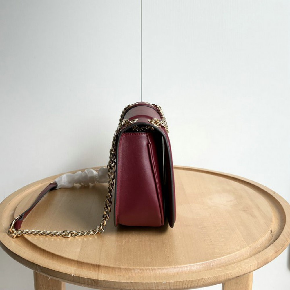 Gucci Blondie medium shoulder bag 815715  Bags