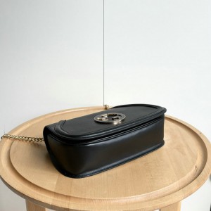 Gucci Blondie medium shoulder bag 815715  Bags