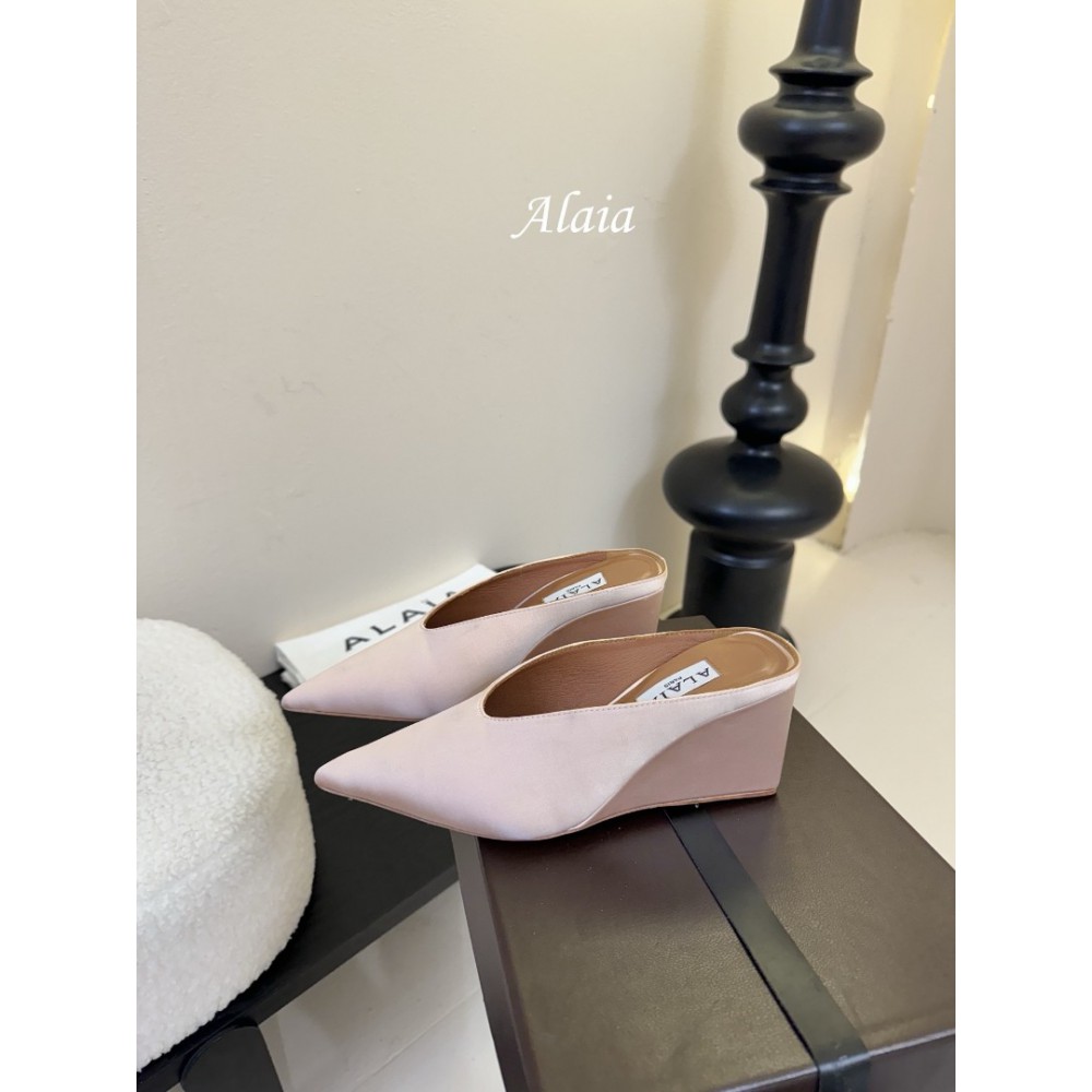 Alaia Cube 75 satin wedge mules 35-42 Shoes