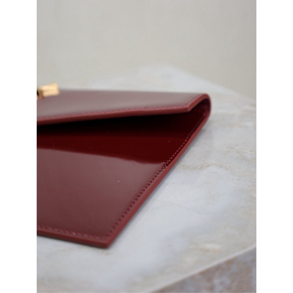 Ysl UPTOWN pouch in grain de poudre leather 27 x 16 x 2 CM 