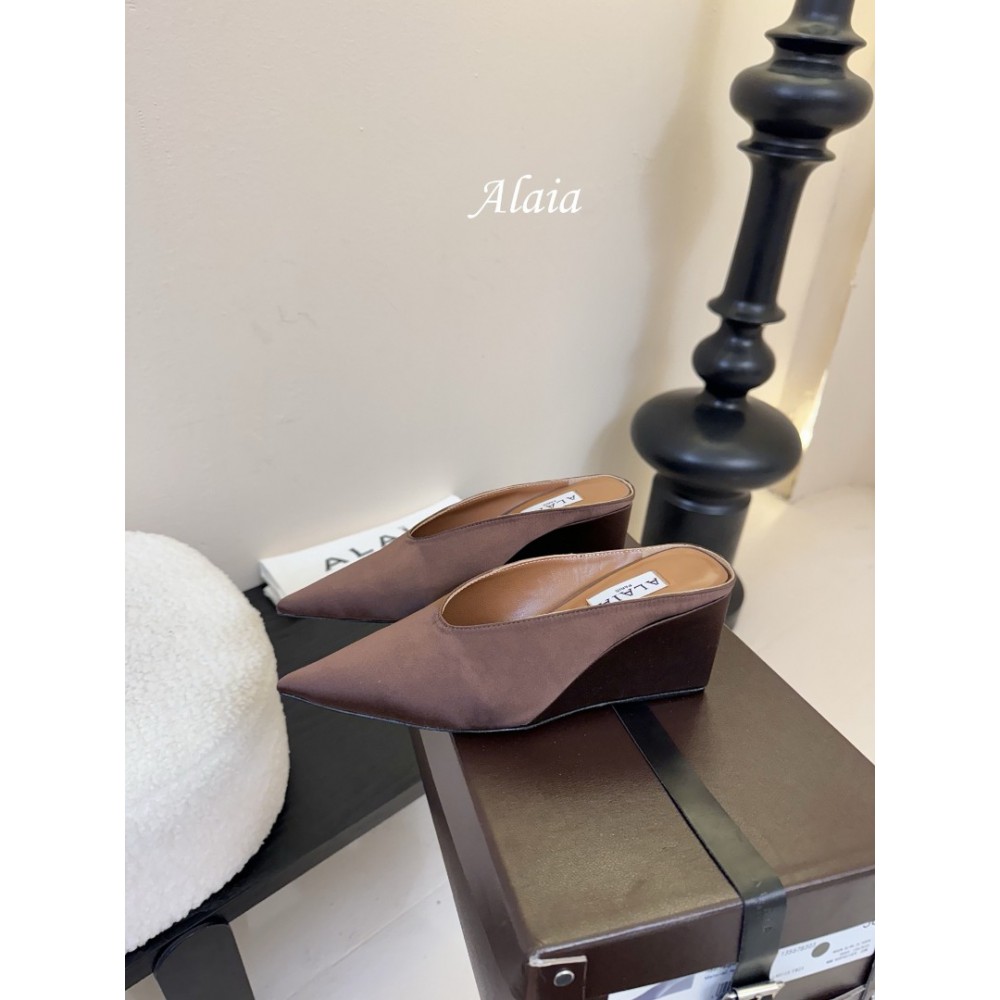 Alaia Cube 75 satin wedge mules 35-42 Shoes