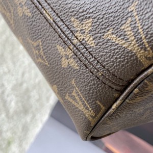 Lv Neverfull GM-MM size monogram red indise Bags