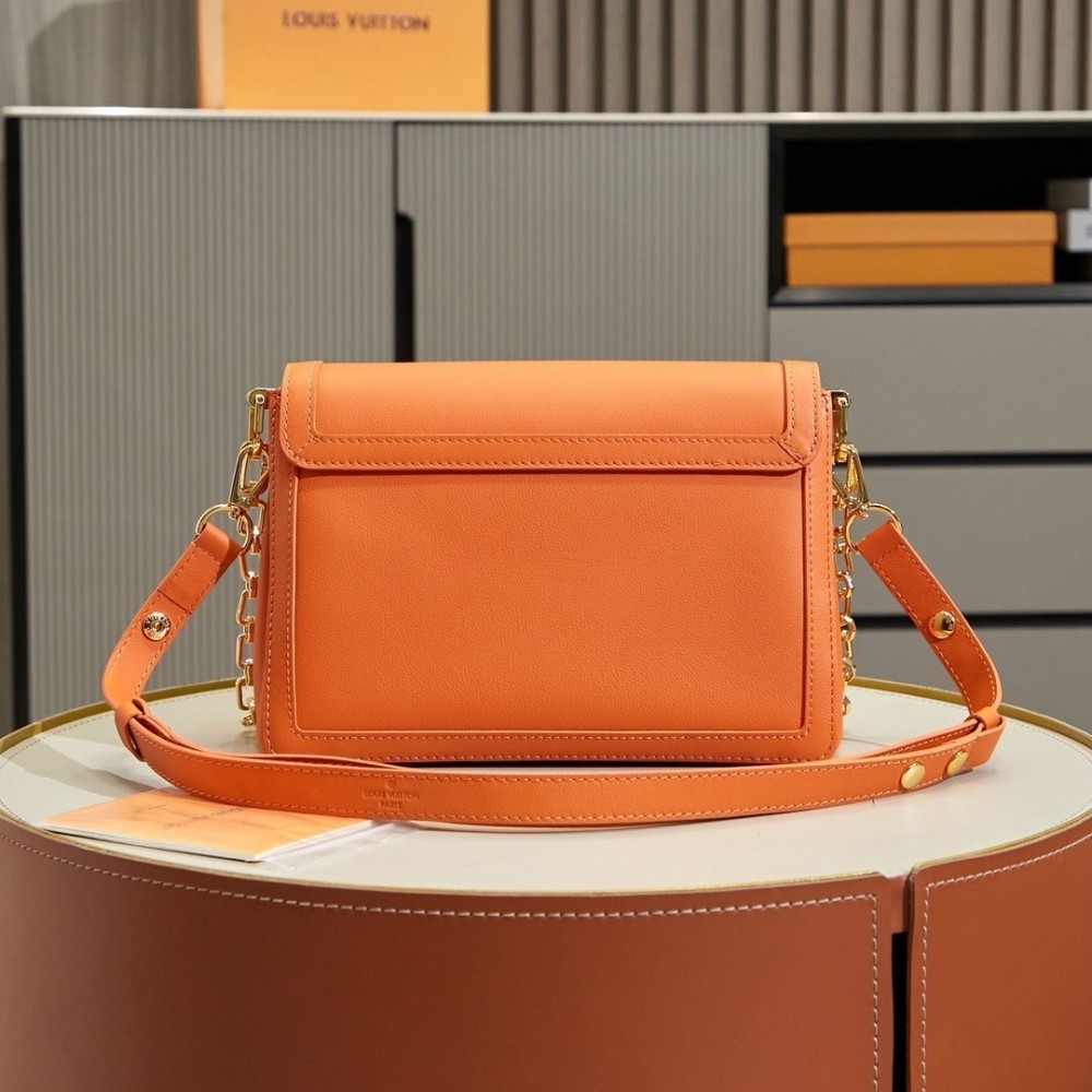 Lv Dauphine m25209 17x9x24cm  Bags