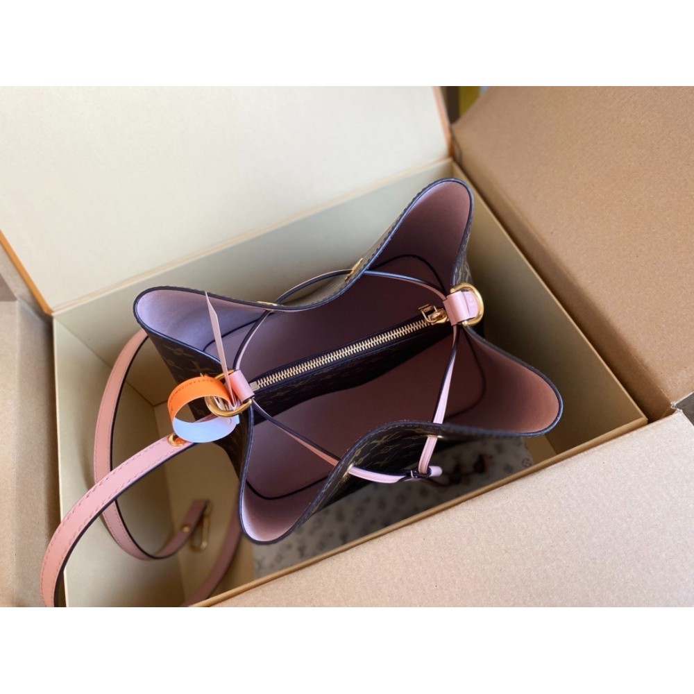 Lv NéoNoé MM M44021 26x26x17.5 cm Bags