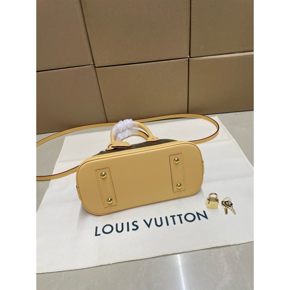 Lv Alma M46990 23.5x17.5x11.5cm Bags