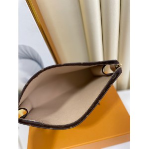 Lv Toiletry pouch N47542 26x20x6cm Bags