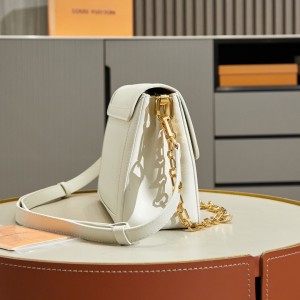 Lv Dauphine m25209 17x9x24cm  Bags