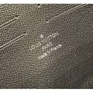 Lv Toiletry pouch 26x20x6cm Bags