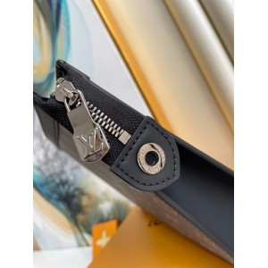 Lv Toiletry pouch 26x20x6cm Bags