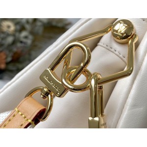 Lv Coussin M57790 26x20x12cm Bags