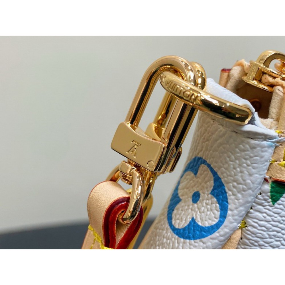 Lv Pochette LV x TM  Accessoires M13404 13x4x22cm Bags