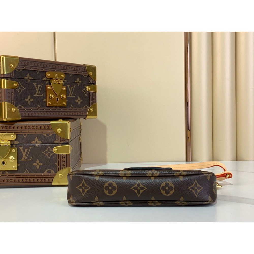 Lv Pochette LV x TM  Accessoires M13440 13x4x22cm Bags