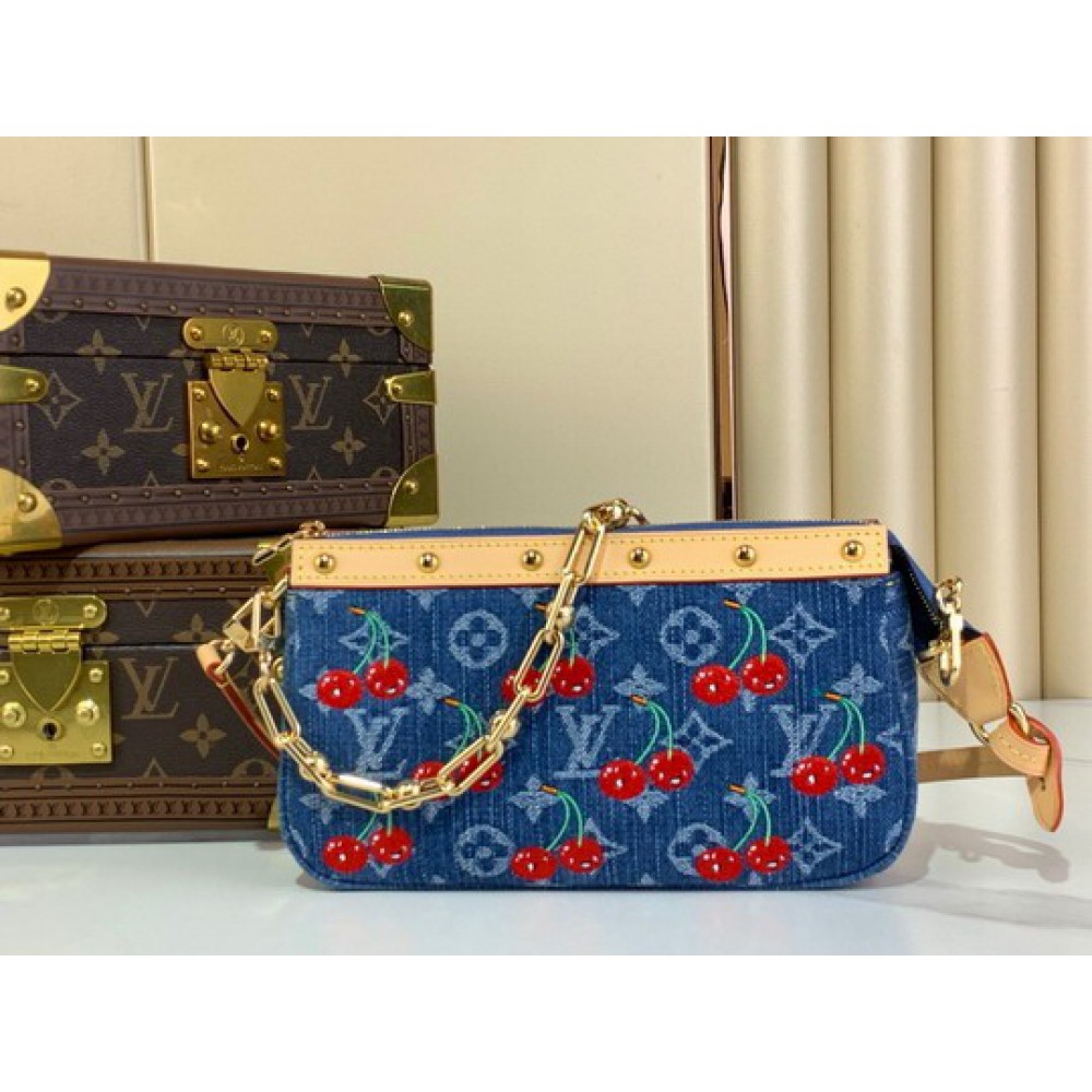 Lv Pochette LV x TM  Accessoires M13994 13x4x22cm Bags