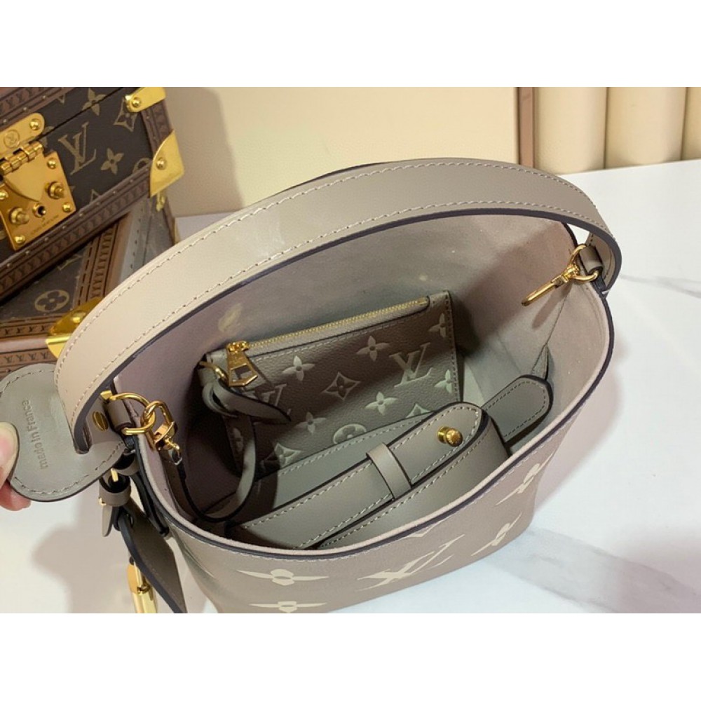 Lv All In BB m13480 18x12x16cm  Bags