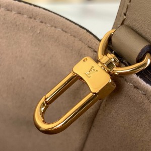 Lv All In BB m13480 18x12x16cm  Bags