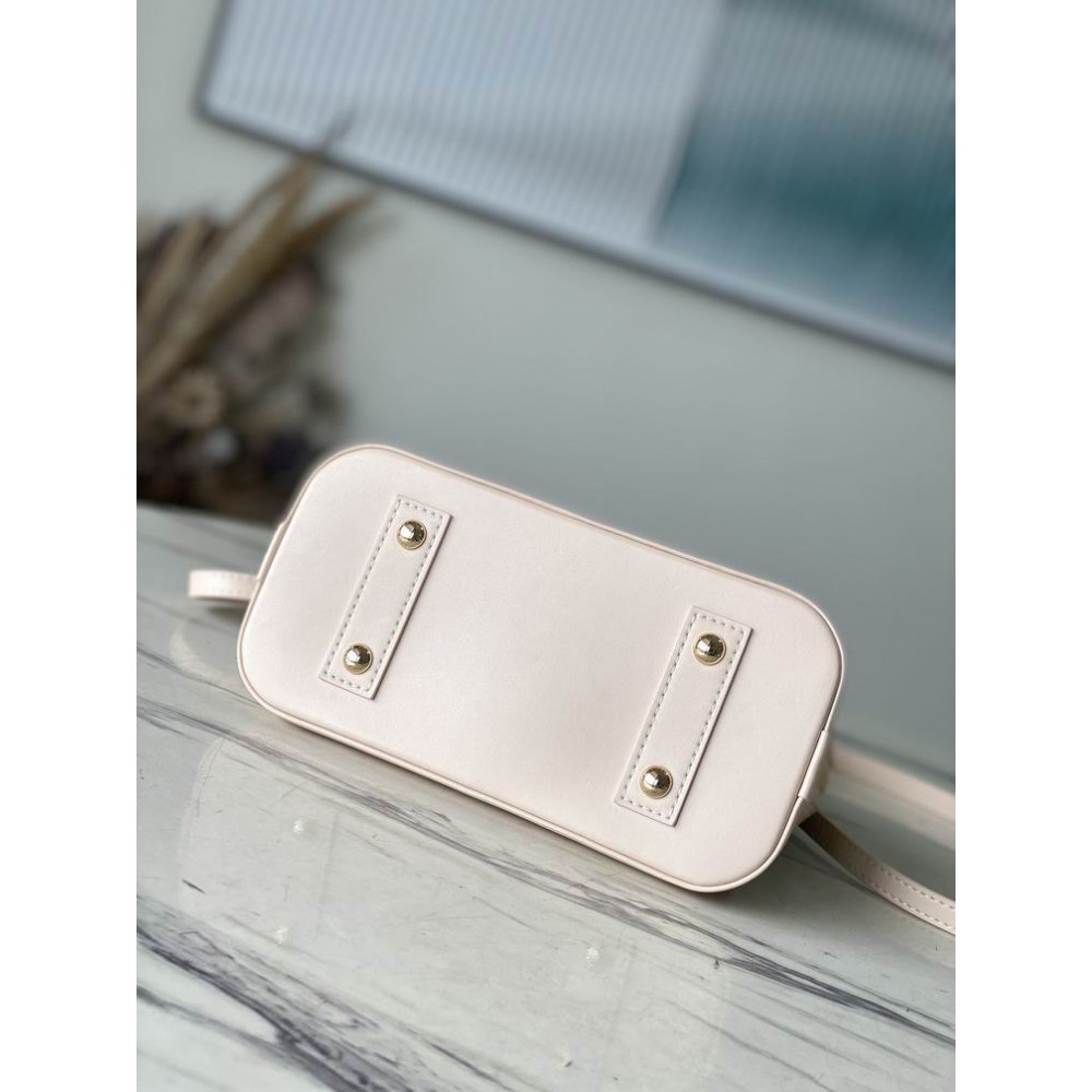 Lv Alma M22878 23.5x17.5x11.5cm Bags