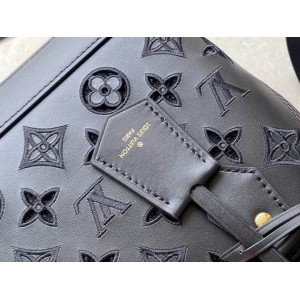 Lv Alma M22878 23.5x17.5x11.5cm Bags