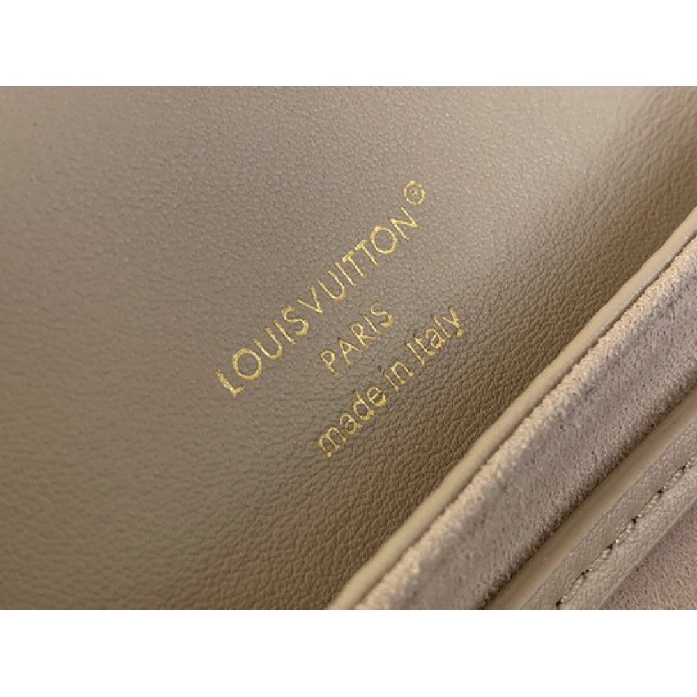 Lv Coussin Backpack PM M13357 26x10x21cm Bags