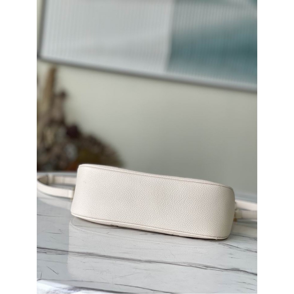 Lv Bagatelle M46002 22x14x9cm  Bags