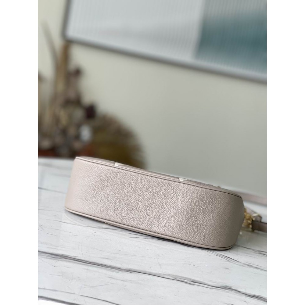 Lv Bagatelle M46002 22x14x9cm  Bags