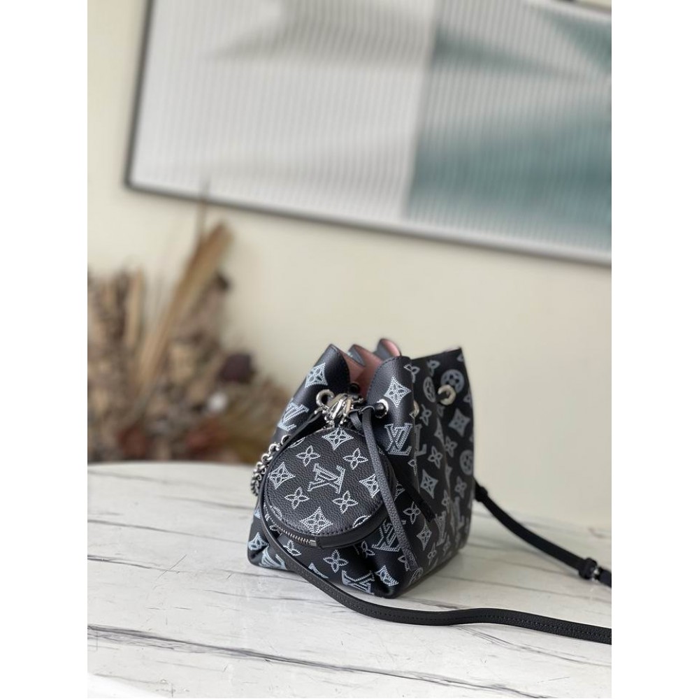 Lv Bella m21096 19x22x14cm  Bags