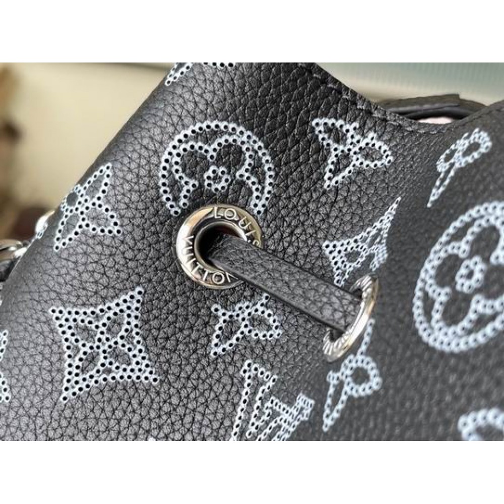 Lv Bella m21096 19x22x14cm  Bags