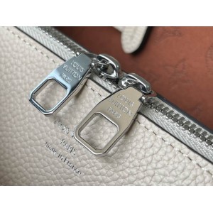 Lv Bella m59203 23x13x32cm Bags