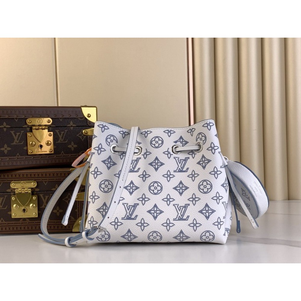 Lv Bella m11736 19x22x14cm  Bags