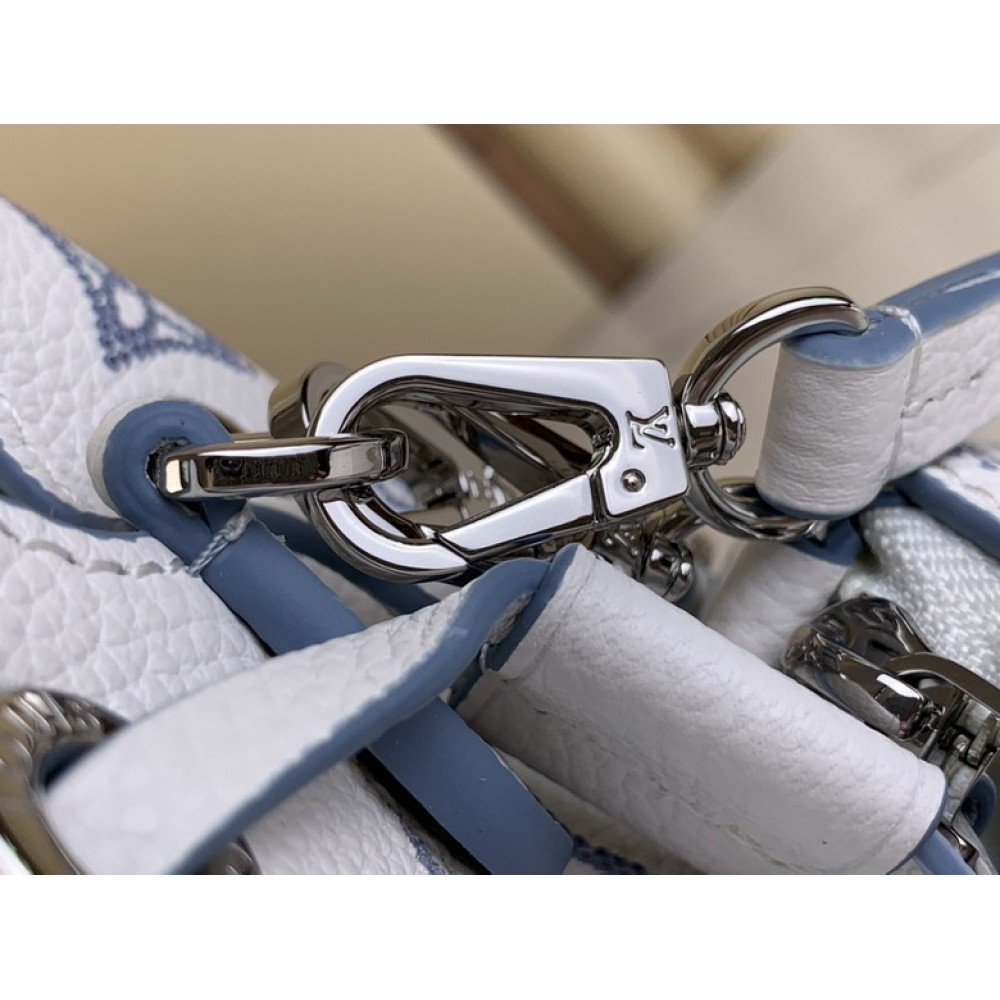 Lv Bella m11736 19x22x14cm  Bags