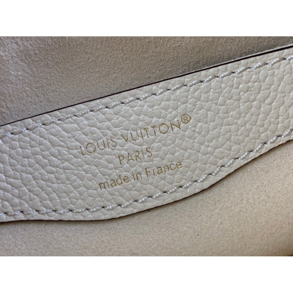 Lv Boulogne M12930 16x9.5x29cm Bags