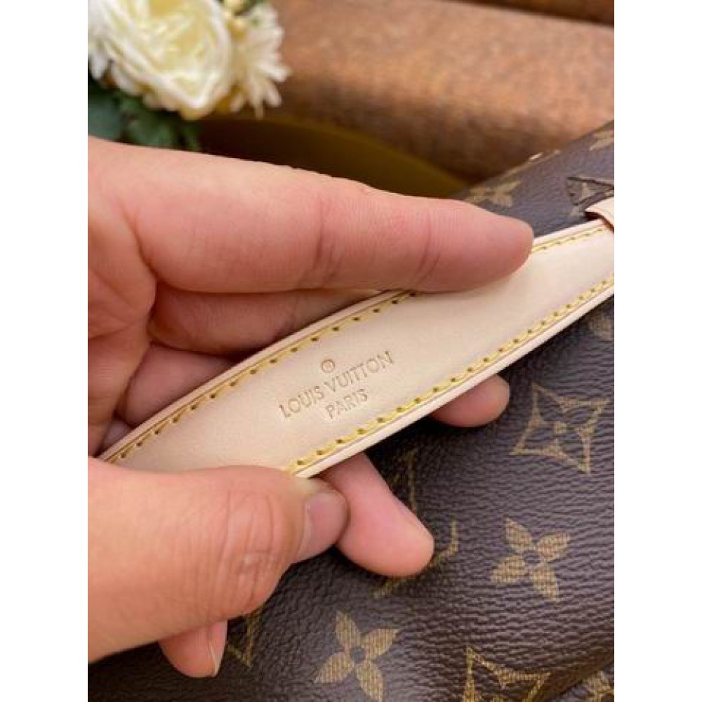 Lv Bumbag m43644 34x14x13cm Bags