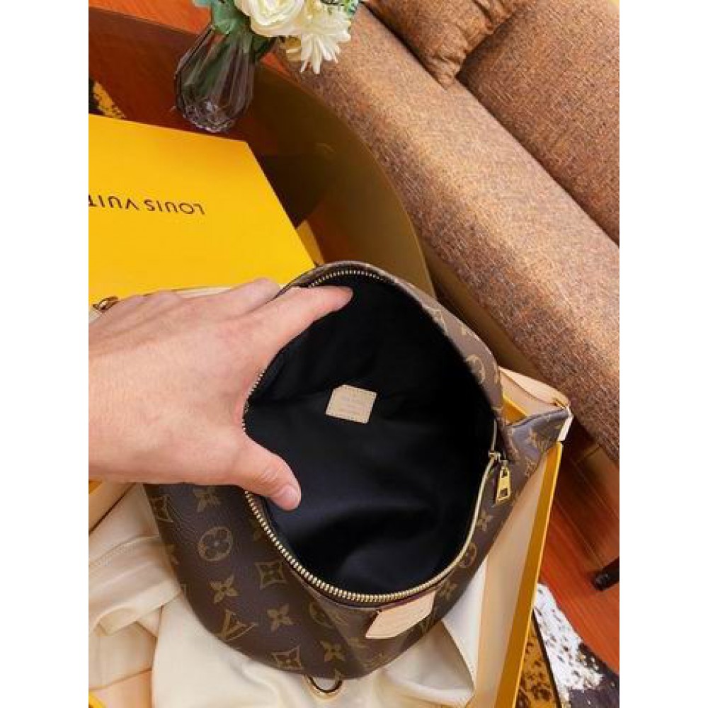 Lv Bumbag m43644 34x14x13cm Bags