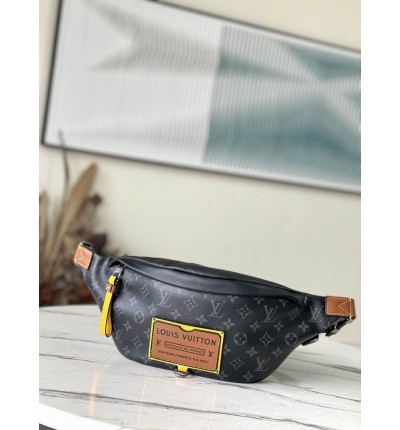 Lv Bumbag M45220 37x14x13cm