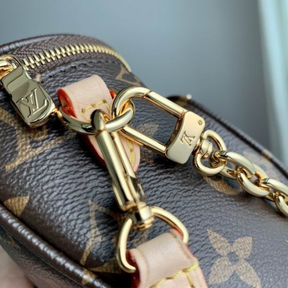 Lv Bumbag M82347 17x12x9.5cm  Bags