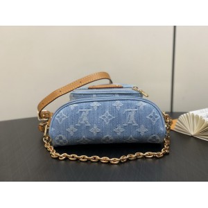 Lv Bumbag M83353 17x12x9.5cm  Bags
