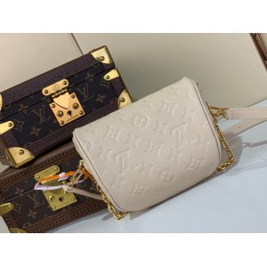 Lv Bumbag M14420 17x12x9.5cm  Bags