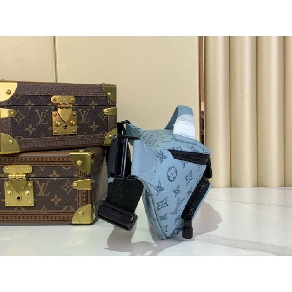 Lv Bumbag m14782 30x15x8cm Bags