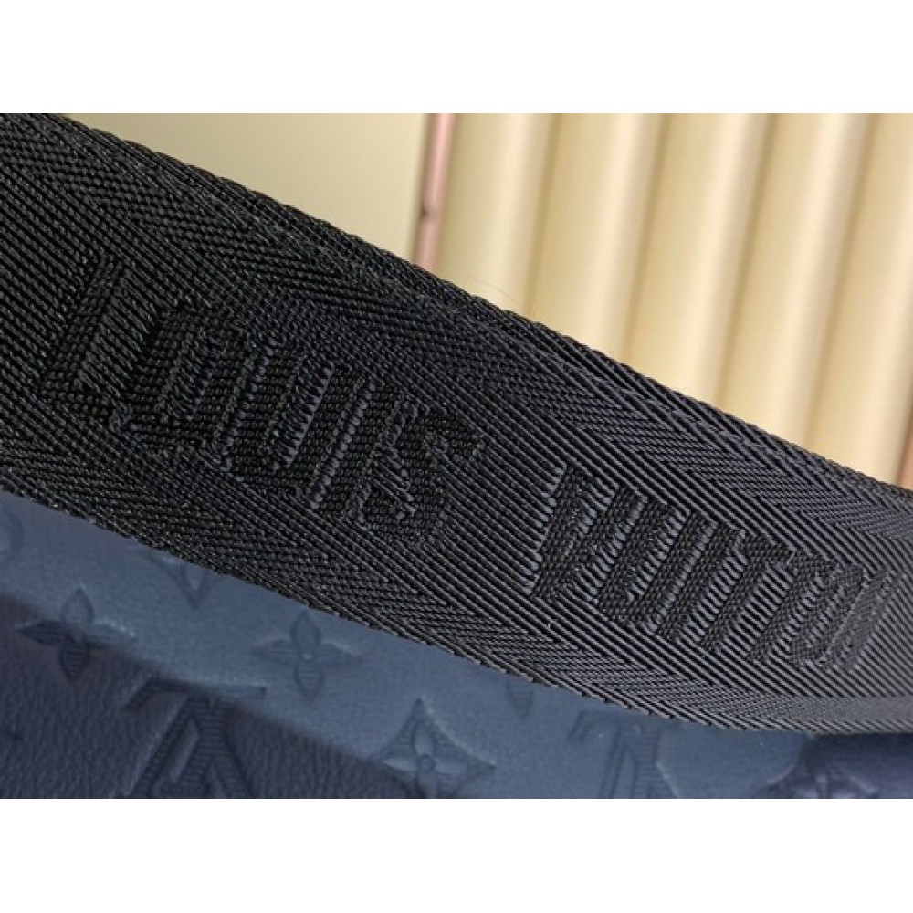 Lv Bumbag m14784 30x15x8cm Bags