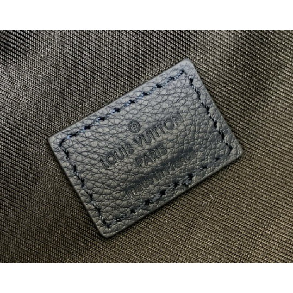 Lv Bumbag m14784 30x15x8cm Bags