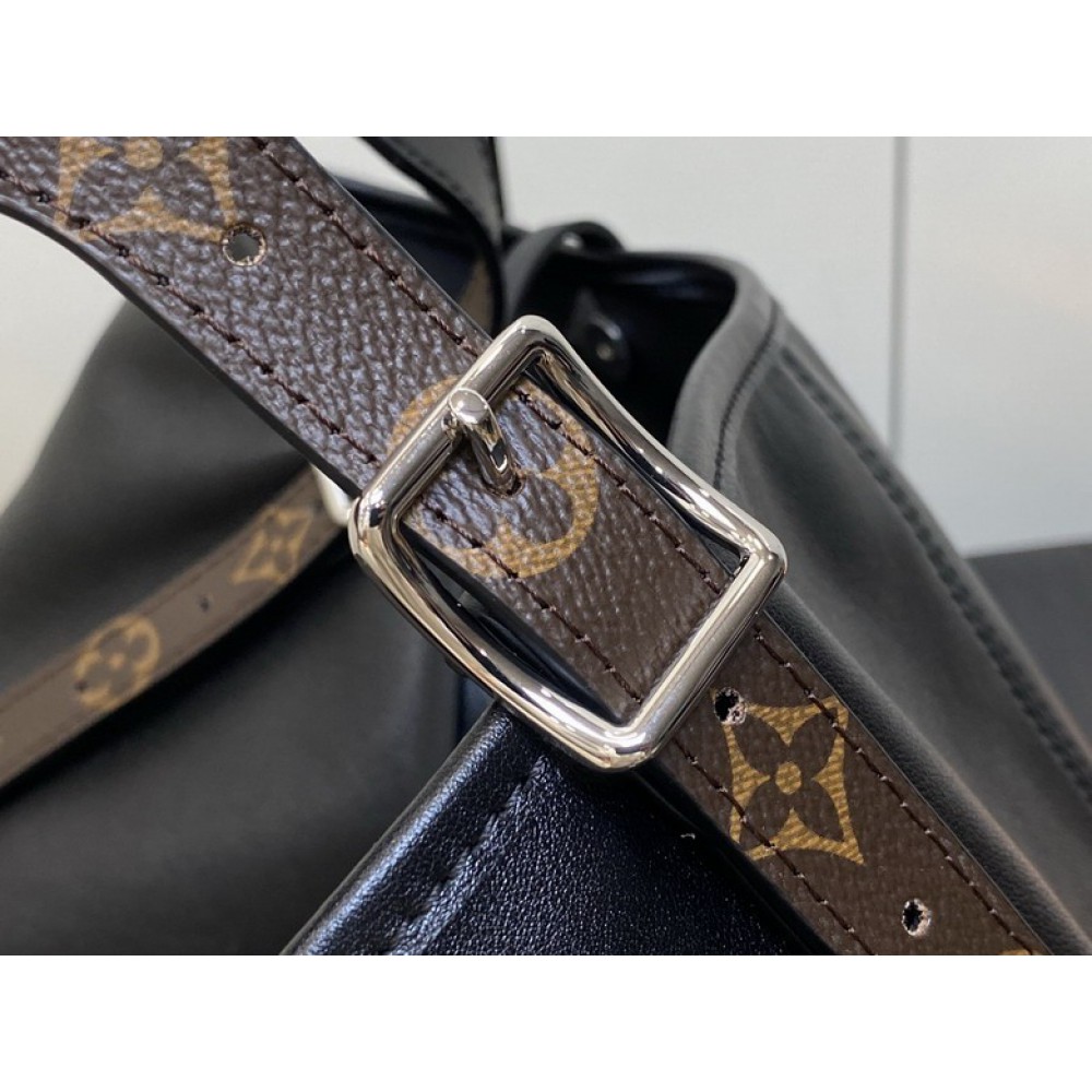 Lv CarryAll vibe M25143 39x30x15cm  Bags