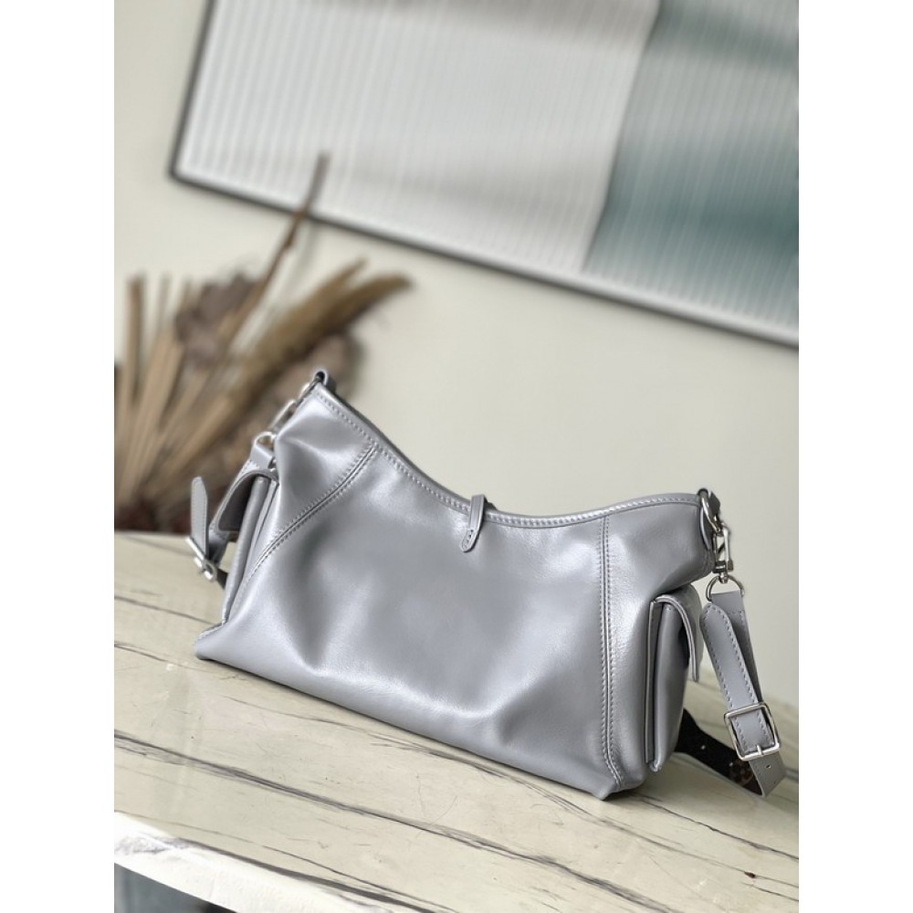 Lv CarryAll Cargo vibe Pm 33.5x23x15cm M12579 Bags