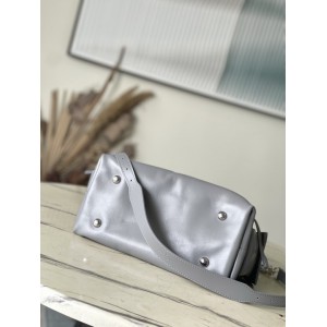 Lv CarryAll Cargo vibe Pm 33.5x23x15cm M12579 Bags