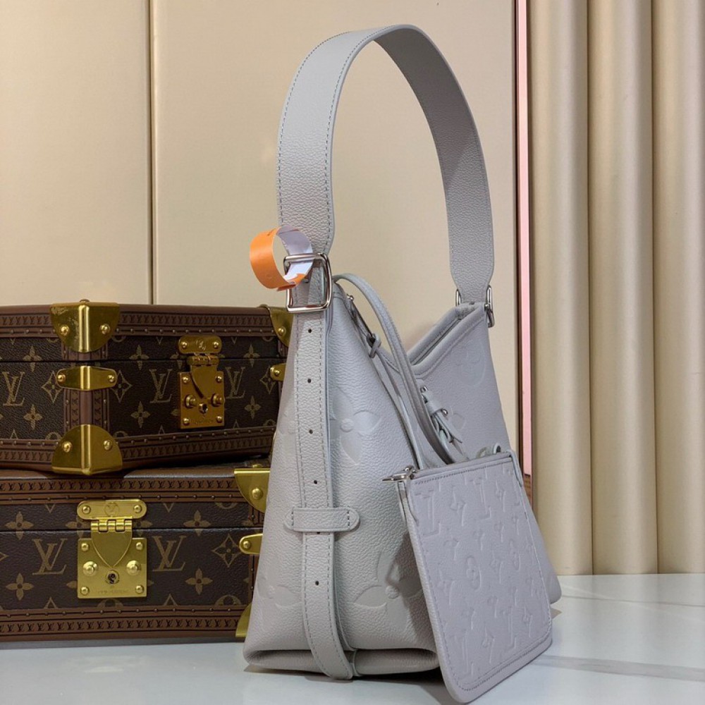 Lv CarryAll PM M12917 29x24x12cm  Bags